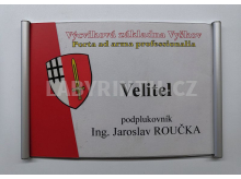 Cedulka ke kanceláři se snadnou výměnou formátu A5 naležato (vypouklý systém, Typ CUA5-H)
